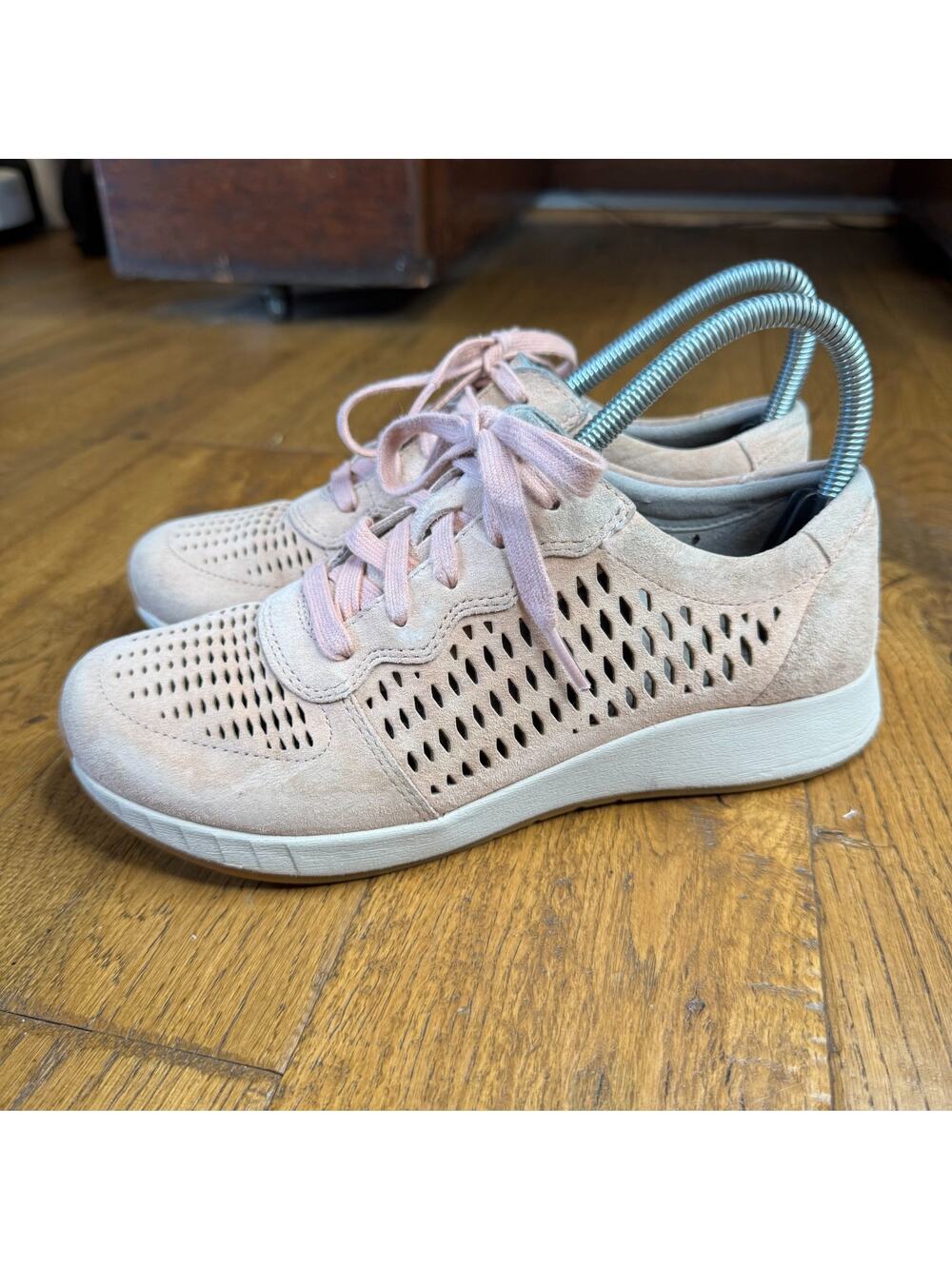 Dansko Charlie Sneaker Pink Suede Perforated Lace Up Comfort Shoes Sz 37 US 6.5